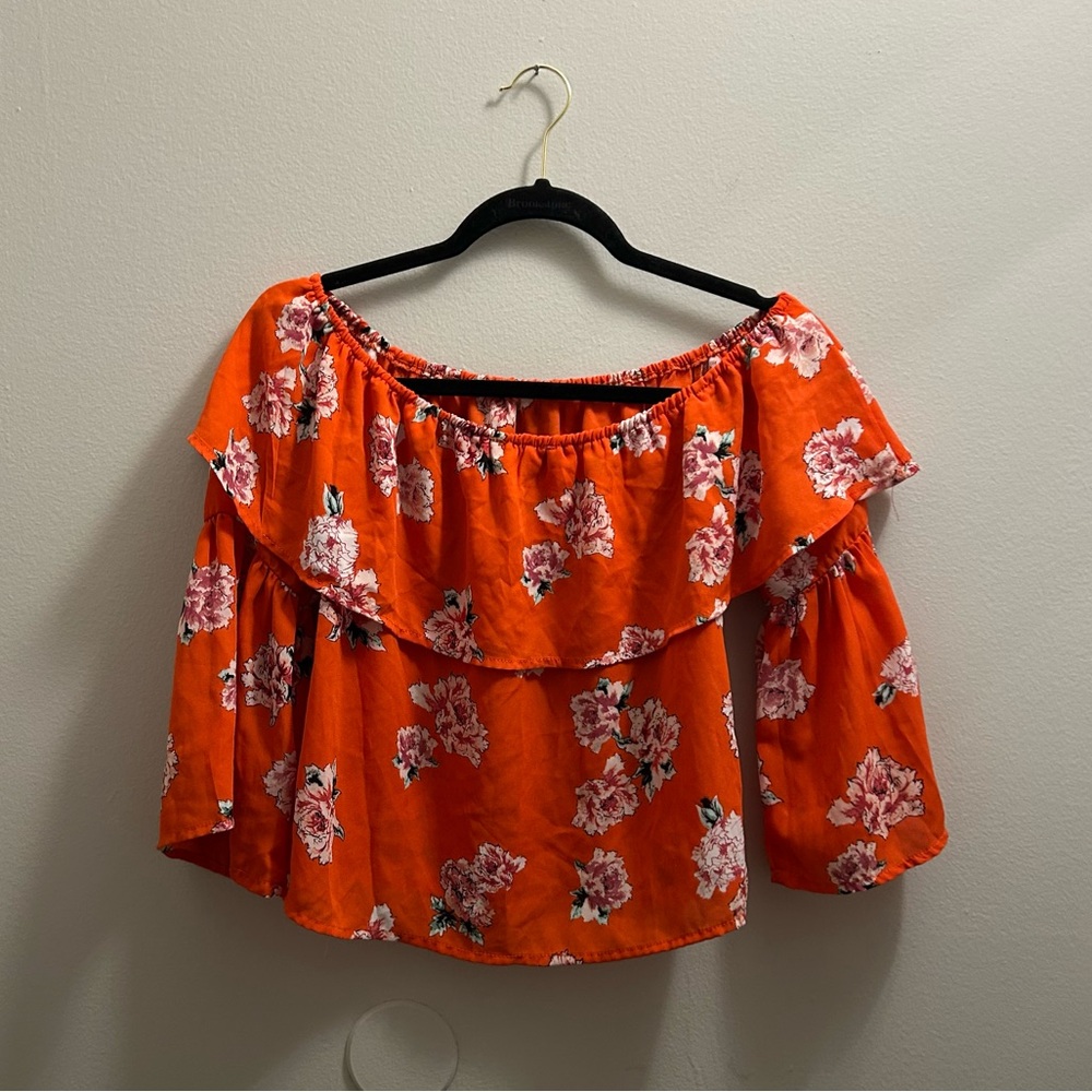 Floral Off-Shoulder Top - Picture 2 of 5